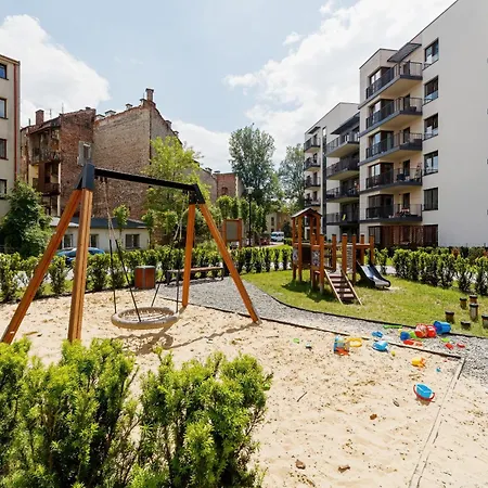 Podgorze Golden Oriole Cracow By Renters Prestige Apartmán *