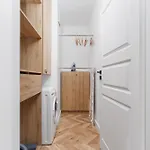 Podgorze Golden Oriole Cracow By Renters Prestige كراكوفيا