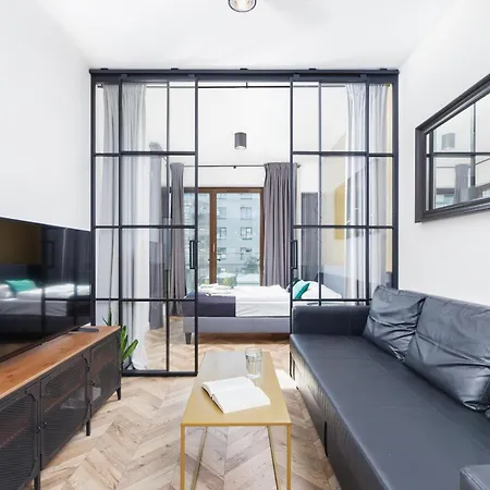 Lägenhet Podgorze Golden Oriole Cracow By Renters Prestige Kraków